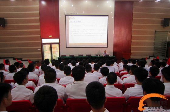 【赢在新东方】就业指导课助力毕业学子人生起航