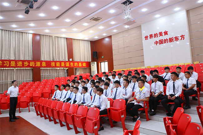 �ذ������粿�����ż���͸¶�Ĵ������źţ��غ���ľ�ҵ