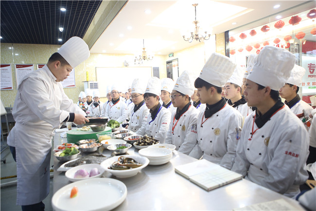 �ղ˴�ʦ���ٻ��߽���У��ʦ���������ڿ�