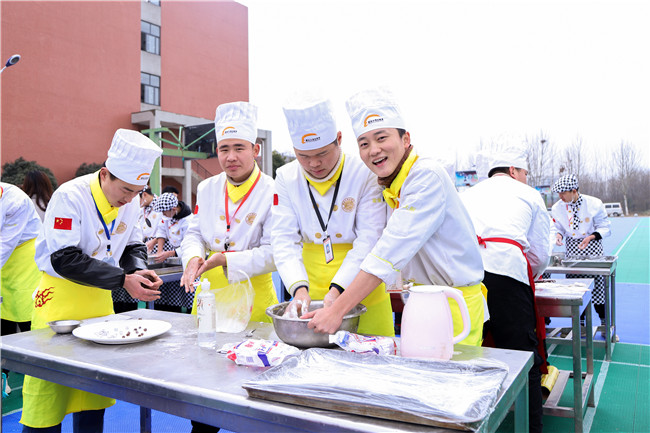 �����Ԫ���ڻ����̫�����ˣ�