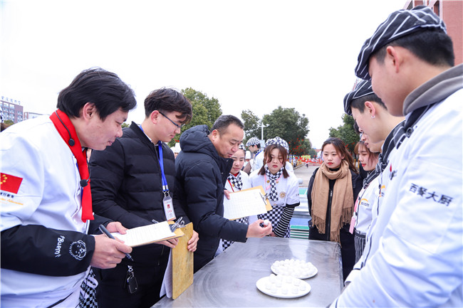 �����Ԫ���ڻ����̫�����ˣ�