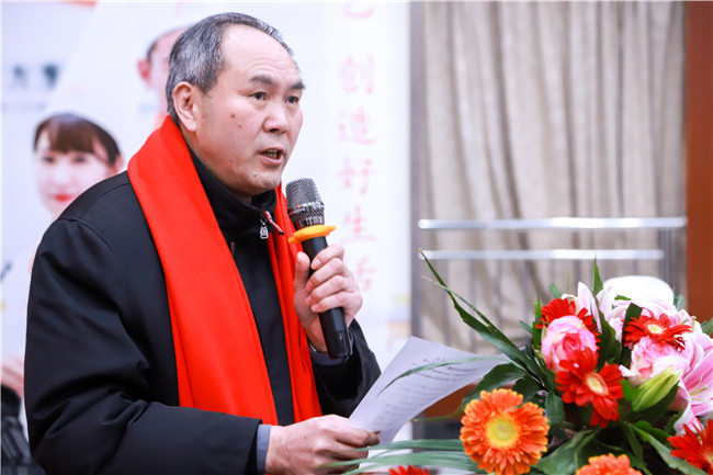 �����¶�����⿼���ѧУ¡�ؾٰ�������У԰�߿���������Ƹ��ʽ