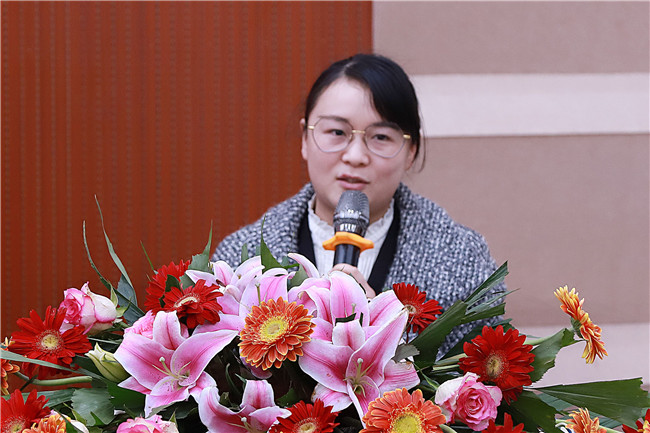 �����¶���2019������ҵ������ʽ¡�ؾ���