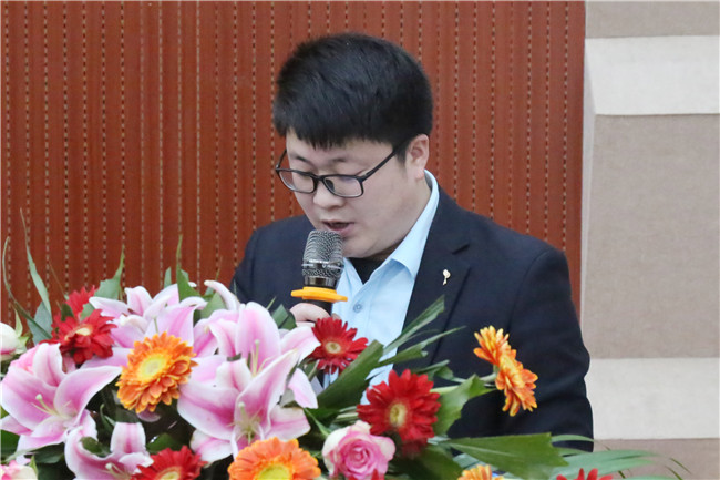 �����¶���2019������ҵ������ʽ¡�ؾ���