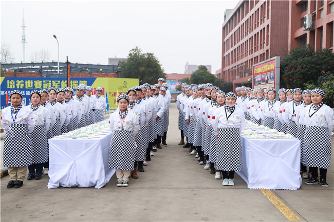 ʱ������רҵ���ܴ�PK����չ����