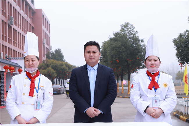 ʱ������רҵ���ܴ�PK����չ����