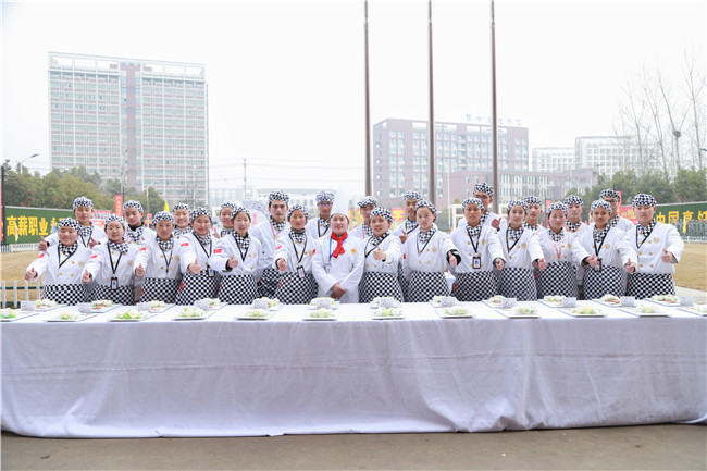 ʱ������רҵ���ܴ�PK����չ����