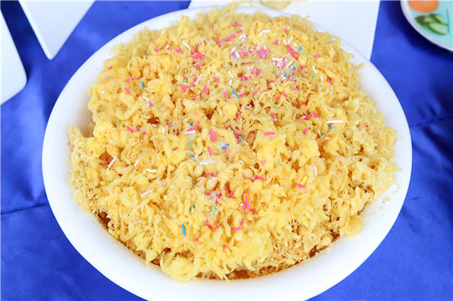 ���вͳɹ�չ��һȺ�¸ҵ�׷���ˣ������õ��껪�Ｄ��ܶ�