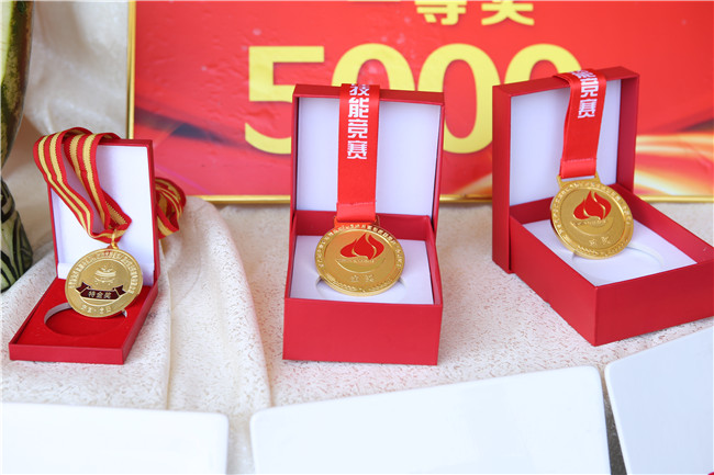 һ����ķ��ٽ���������ܳ�1701��ѧϰ�ɹ�չ