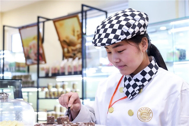 ���������¡���¶¶��һ������ô��������Ӧ�����Լ��Ȱ�����ҵ��