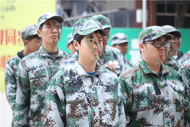 �����¶���2019�괺����ѵ�㱨����Բ�����У�