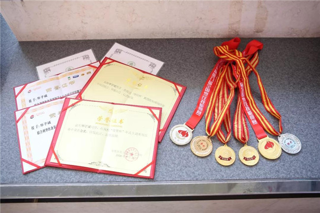 18�����õ���⿱��������ᣡ��λͬѧ�˲��ã�