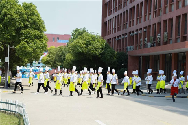 У԰��ȫ����һ�У���У�ش���֯������������ɢ������