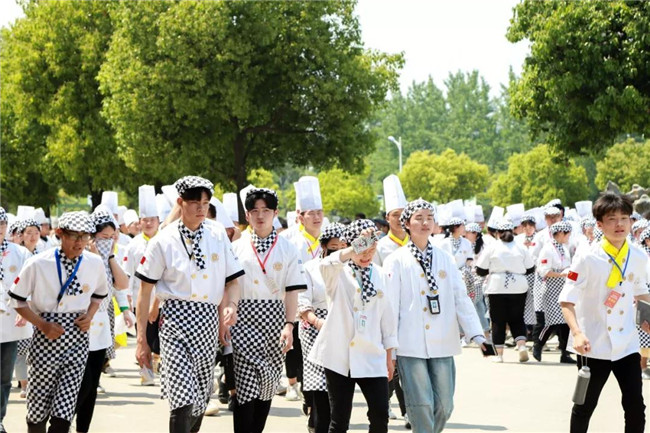 У԰��ȫ����һ�У���У�ش���֯������������ɢ������