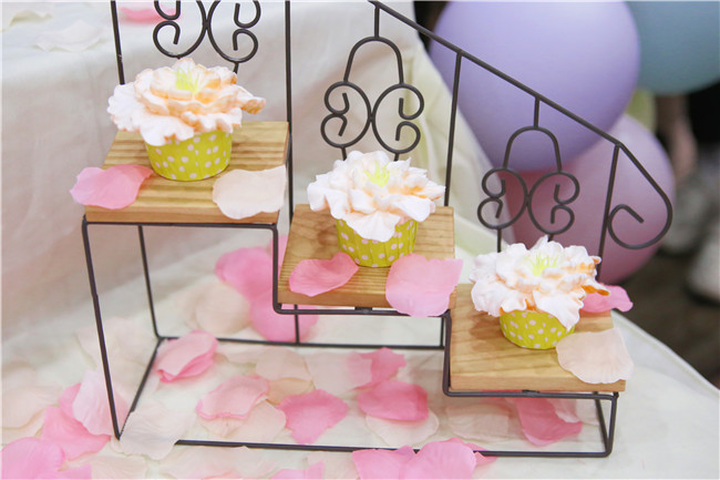 �����г��𱬣�ѧ����һ��ѧ�Ѷ��٣�