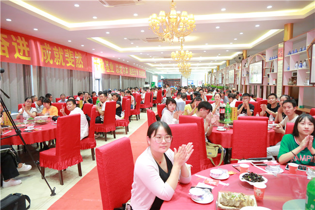 这个节日,只属于可爱的你们!