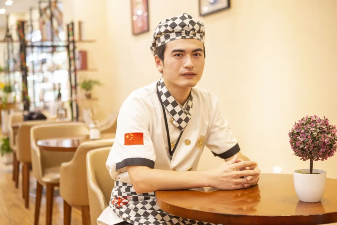 【新生故事】心中有光,勇逐梦想。一切不止说说而已!