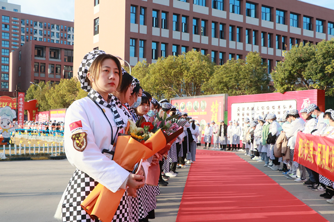荣耀归来!安徽新东方学子在第46届世界技能大赛全国选拔赛中取得佳绩!