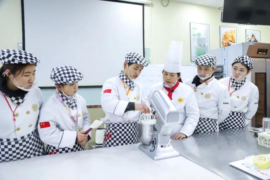2021ѧ㣬¶⿸߼ѧУ