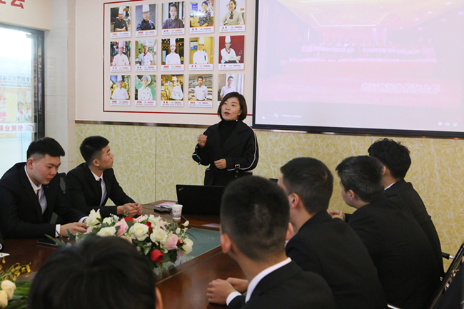 就业喜讯 | 苏州老阿爸走进我校开展专场招聘会!