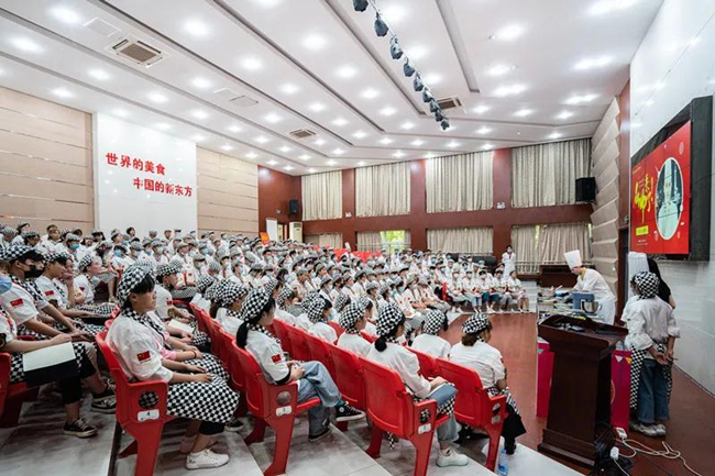 2021中考生如何择校?考察学校看这几点不会错!