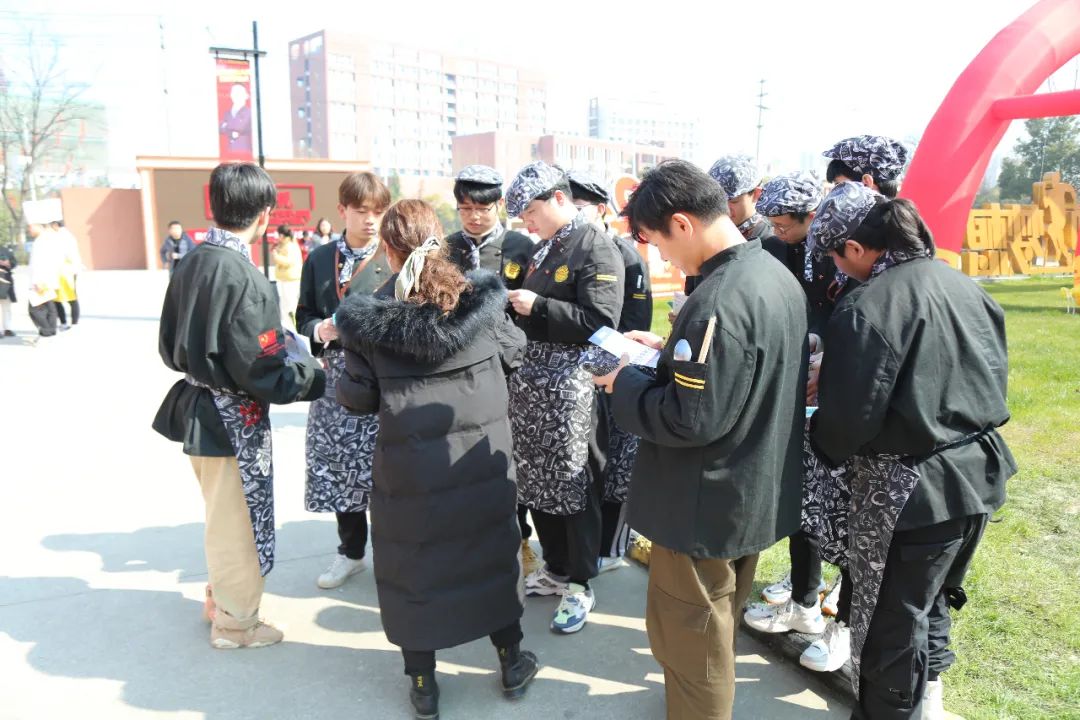 �����¶���������ҵ�˲�˫ѡ��Բ����Ļ��