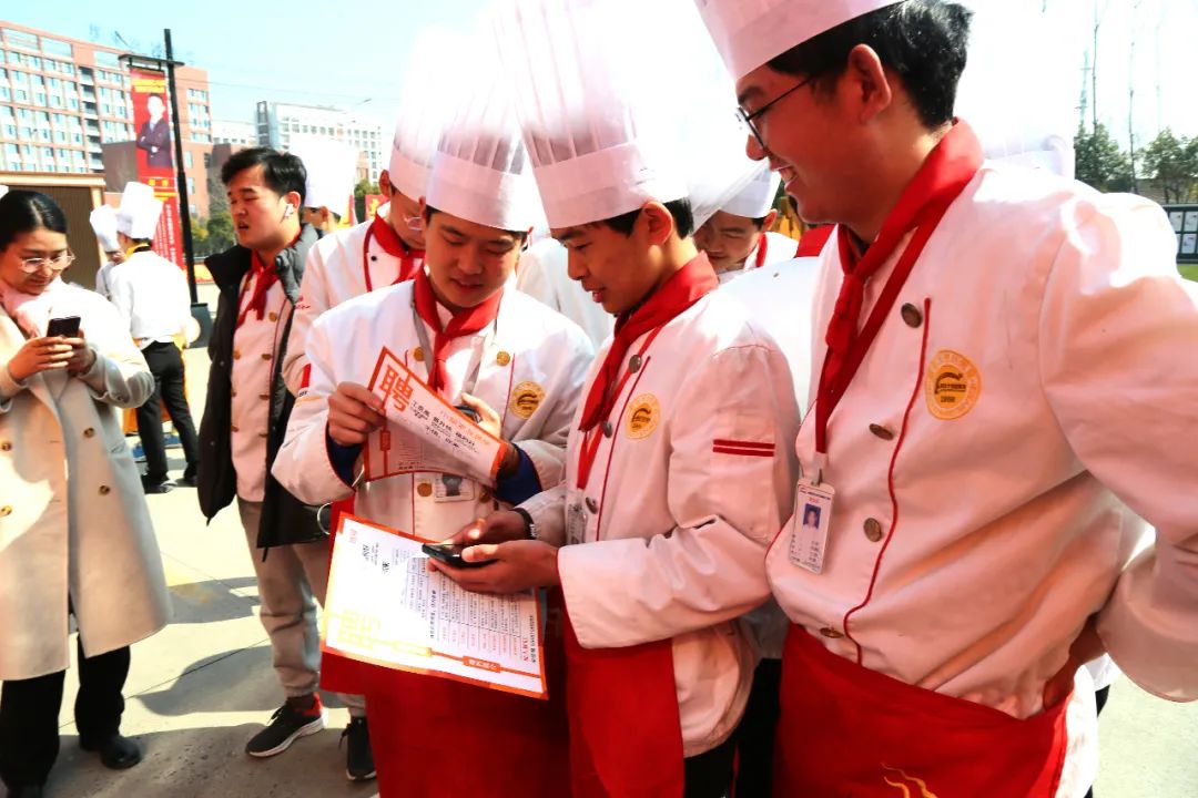 �����¶���������ҵ�˲�˫ѡ��Բ����Ļ��