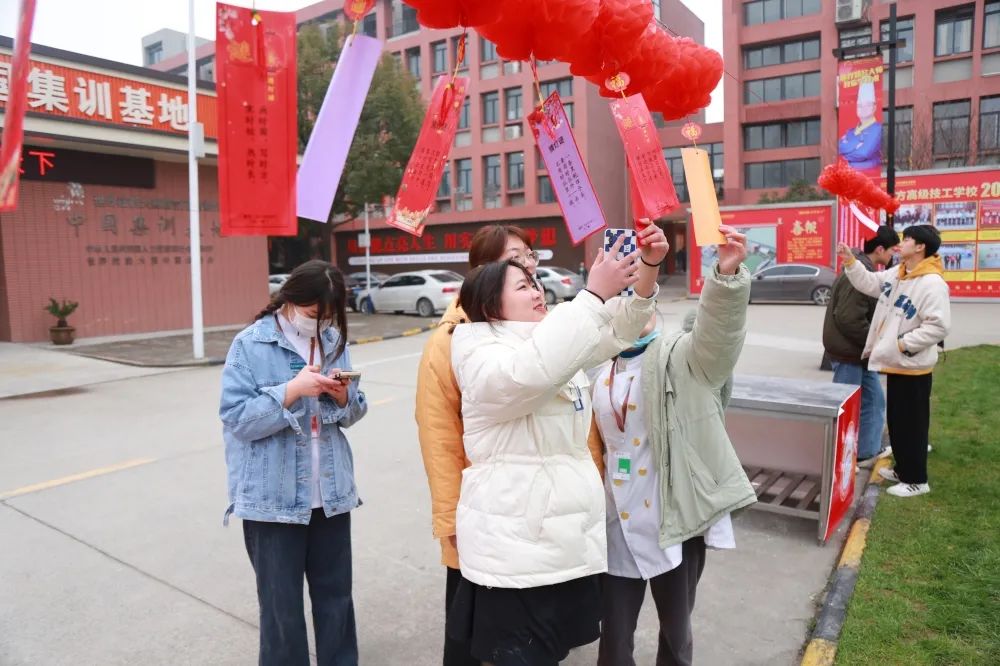 三月,你好!在安徽新东方学习的每一天都值得纪念!