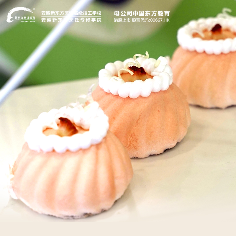 ѧ��������Ʒչ