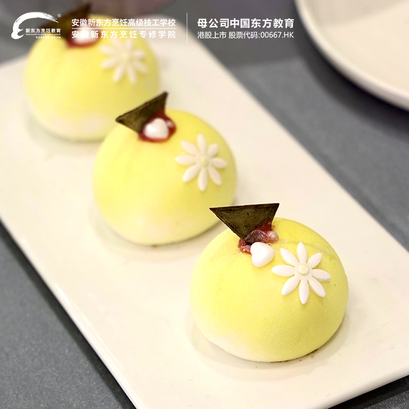 ѧ��������Ʒչ