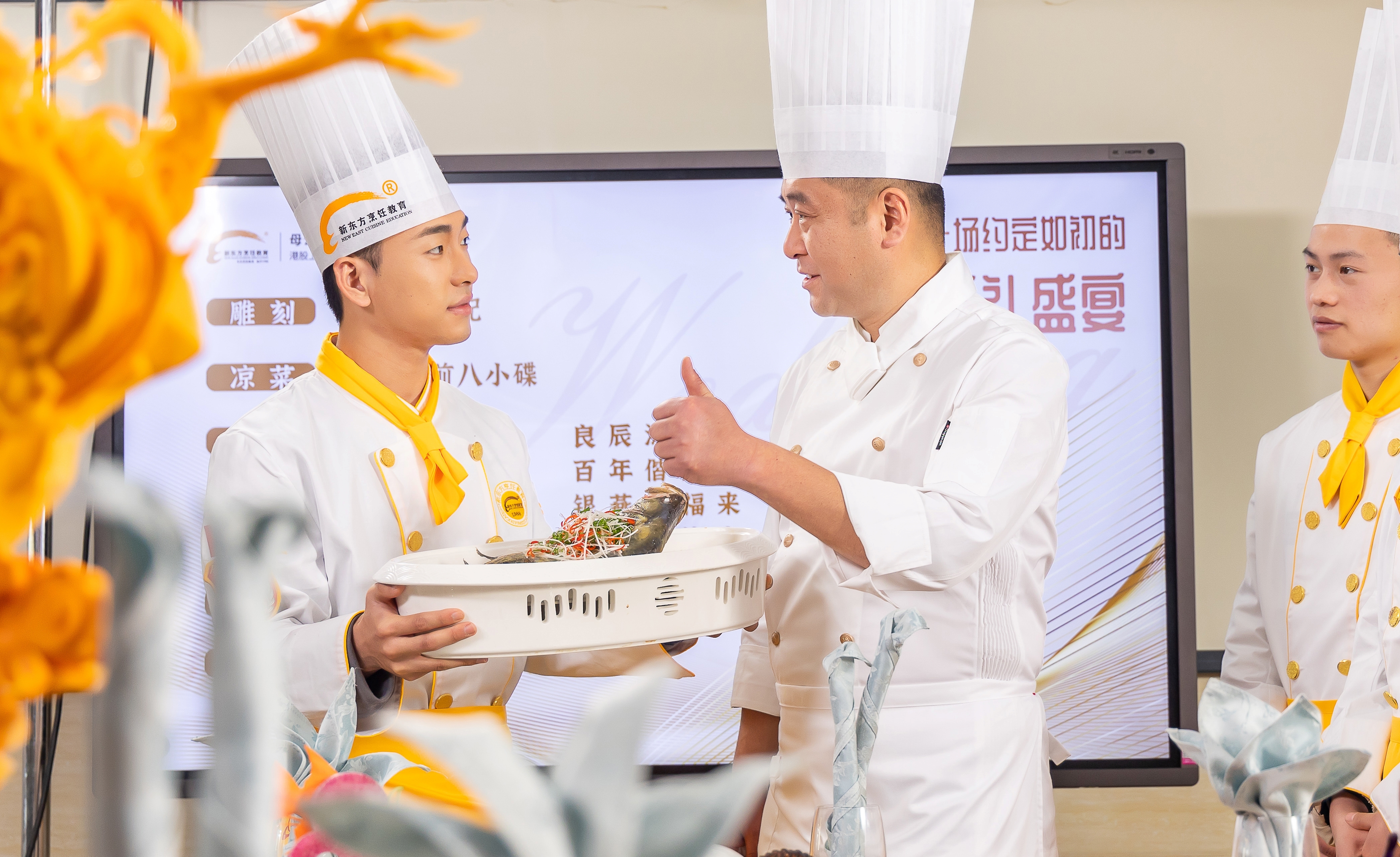【行业前沿】炒菜机器人大火?厨师要失业了吗?