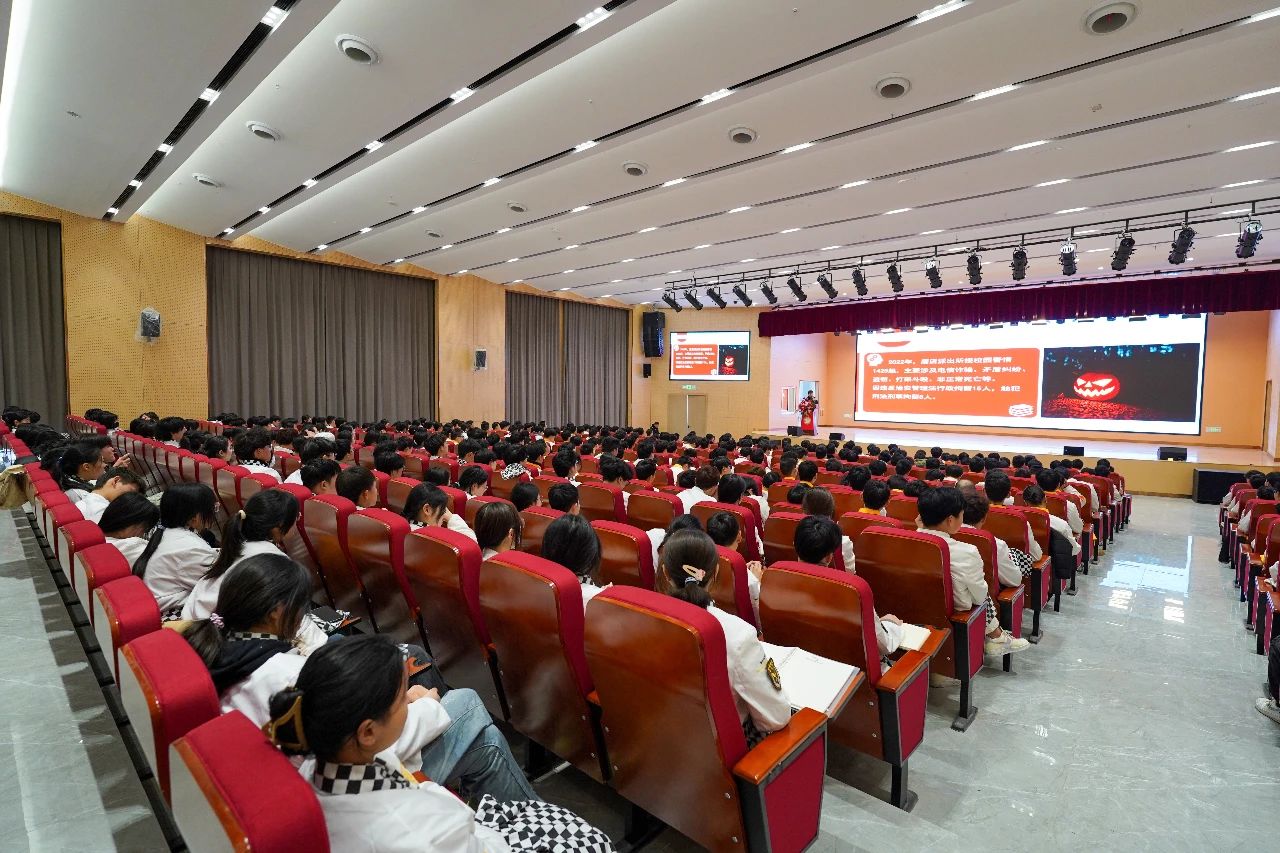 开学第-课|新学期,我们一起向未来!砥砺梦想,从心出发……